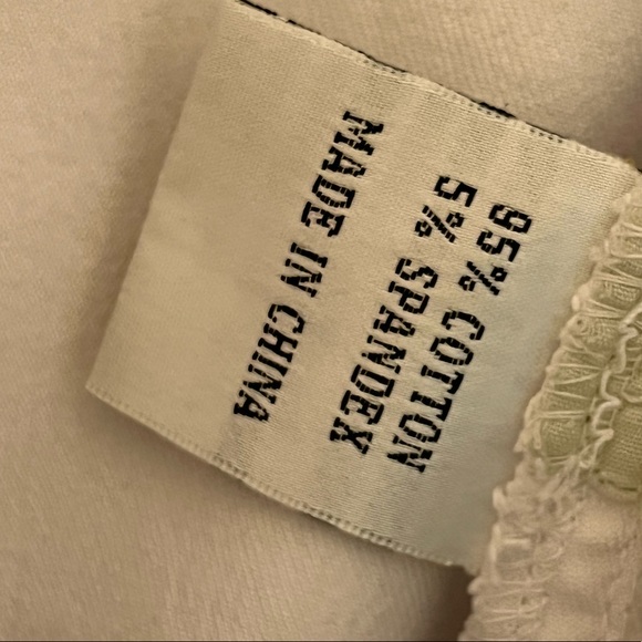 Beautiful women’s Caché metallic coated jeans Size 4 - Picture 8 of 9